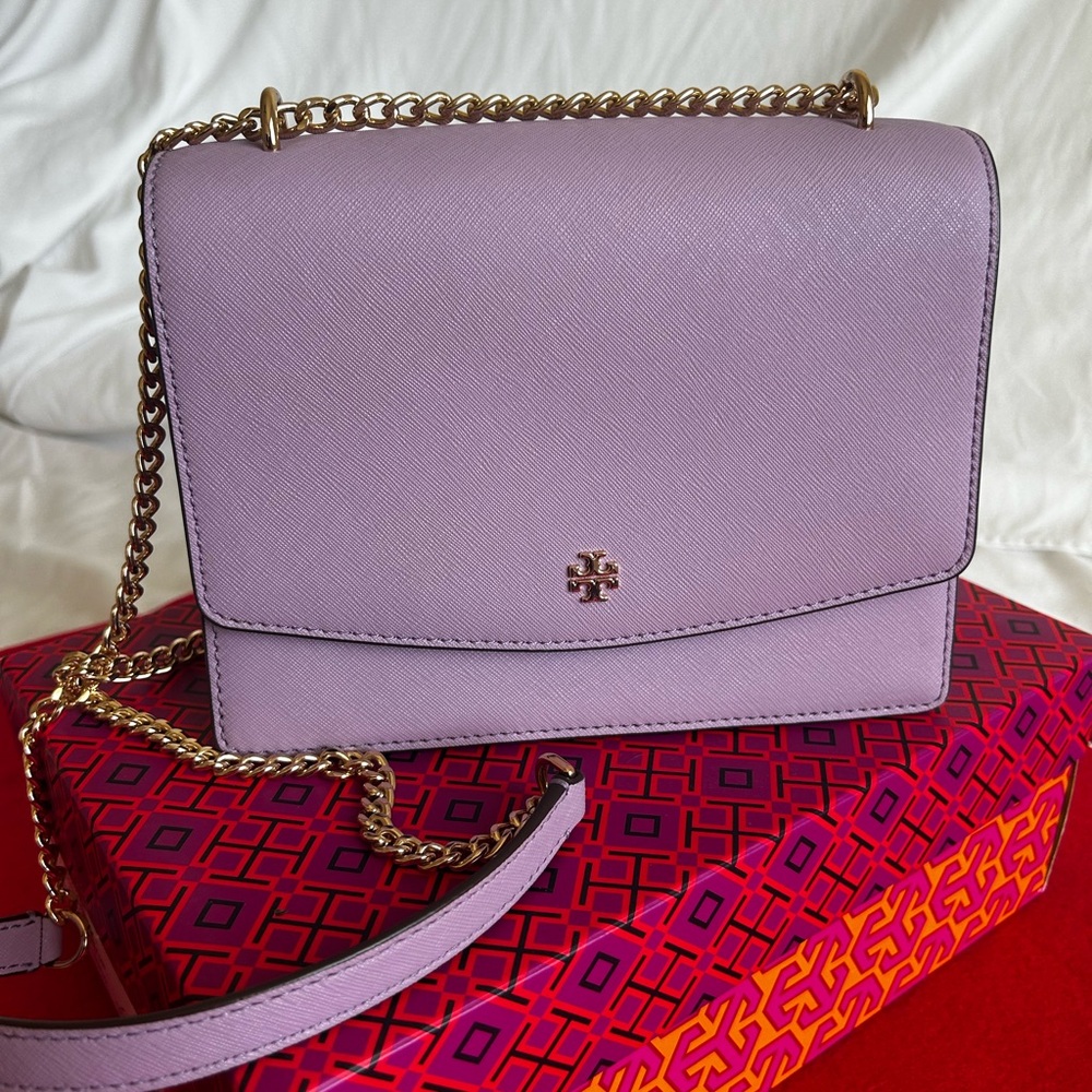 SMALL  QUILT SHOULDER BAG